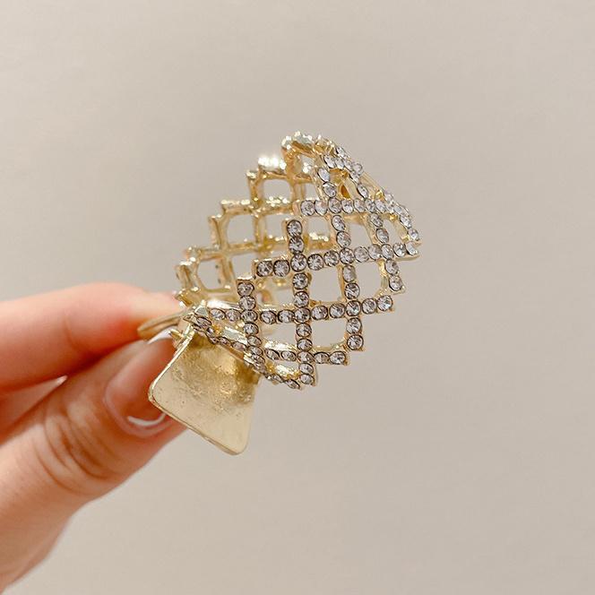 Korean Pearl Crystal Claws Clips Women Geometric Claw Girls Clamps Crab Headband Hairpin Fashion Hair Accessories