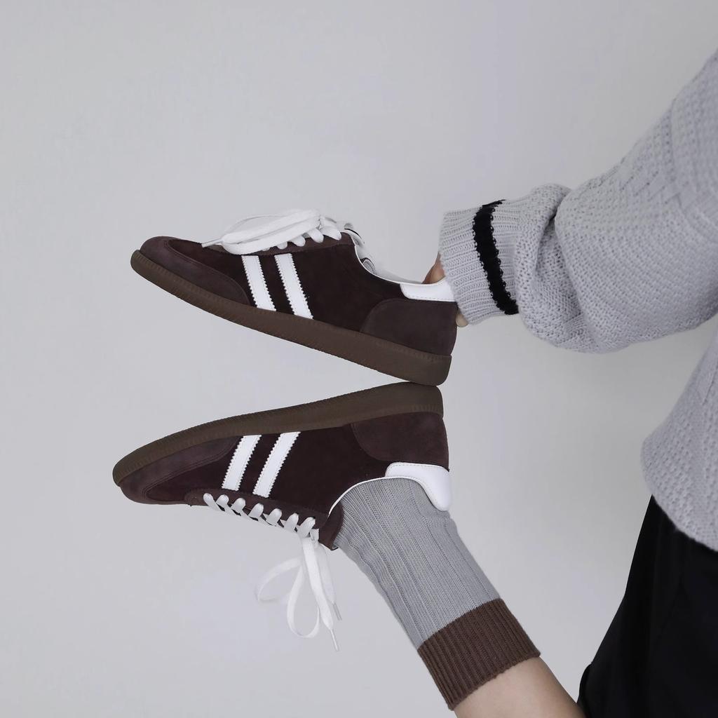 Niche Retro Platform Leather Casual Moral Training Shoes Autumn and Winter New Round Head Lace-up Internet Celebrity Sports Shoes Women