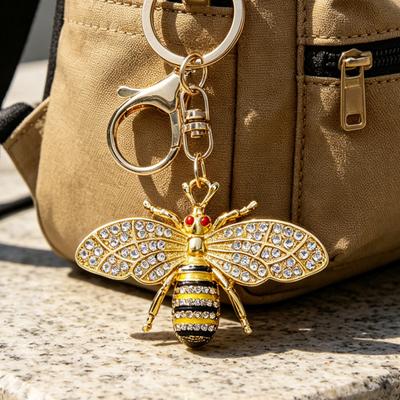 Keychain Pendant Zinc Alloy Rhinestones Bee Shape Key Chain with Lobster Clasp Easy To Hang Key Holder Backpack Car Accessory