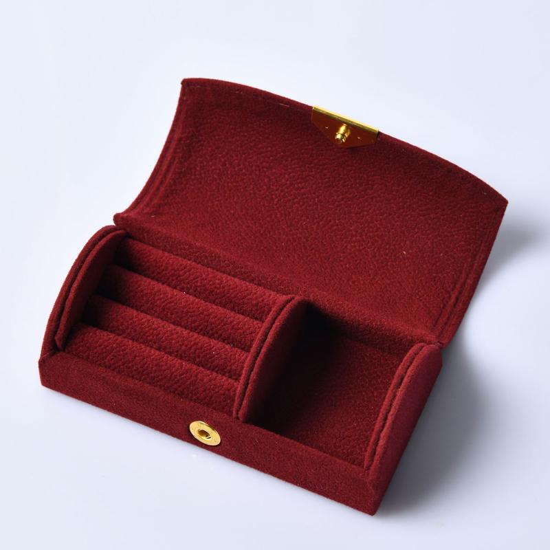 

Маленькая шкатулка для хранения ювелирных изделий Портативная дорожная Простая бархатная шкатулка для хранения колец, ожерелий, серег Дорожный органайзер Дисплей Подарочная коробка Новая красный