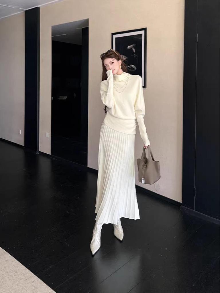 High-Quality Autumn/Winter Knit Sweater Skirt Set for Women