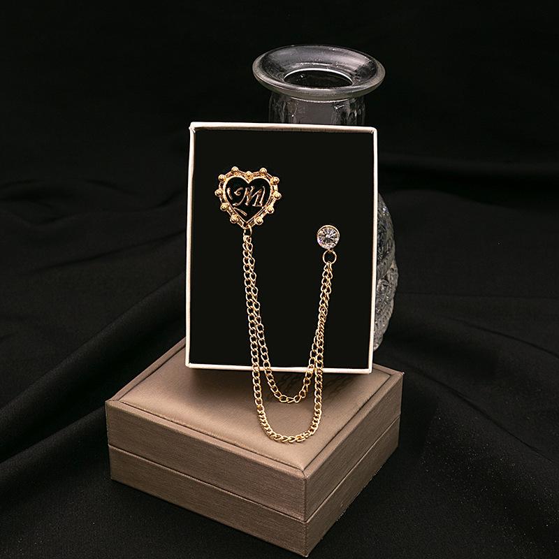 Брошь  Крылья Ангела  Винтажный Придворный Стиль Полая Круглая Булавка на Воротник Любовь Костюм Фиксатор