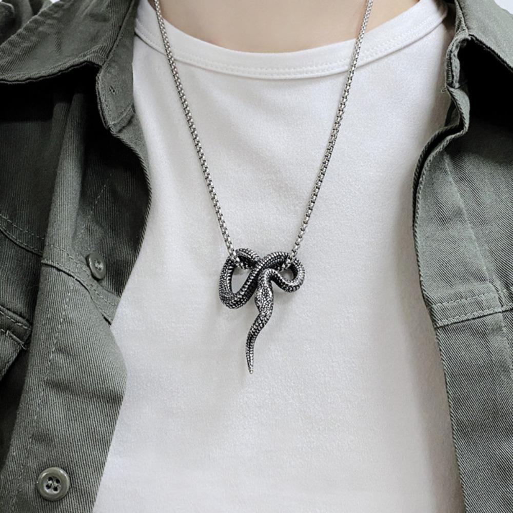 Men's Retro Creative Snake Shape Pendant Necklace Stainless Steel For Fashionable Men Anniversary