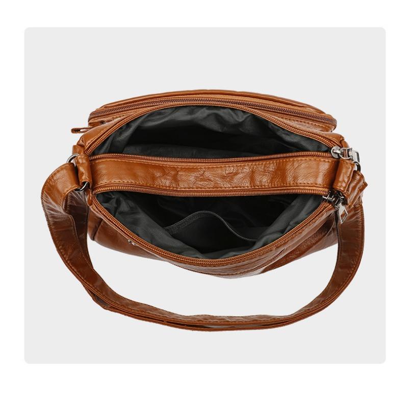 Vintage Versatile Large Capacity Casual Shoulder Bag