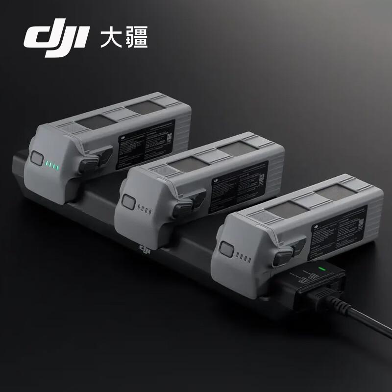 DJI Matrice 4 Series 240W Desktop Charger and Charging Hub