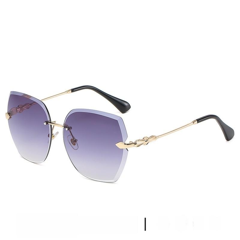 Metallic Frame Geometric Sunglasses With Gradient Pink Lenses Uv400 For Outdoor Activities And Parties