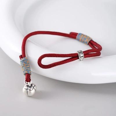 Braceletes – Pulseiras entrelaçadas
