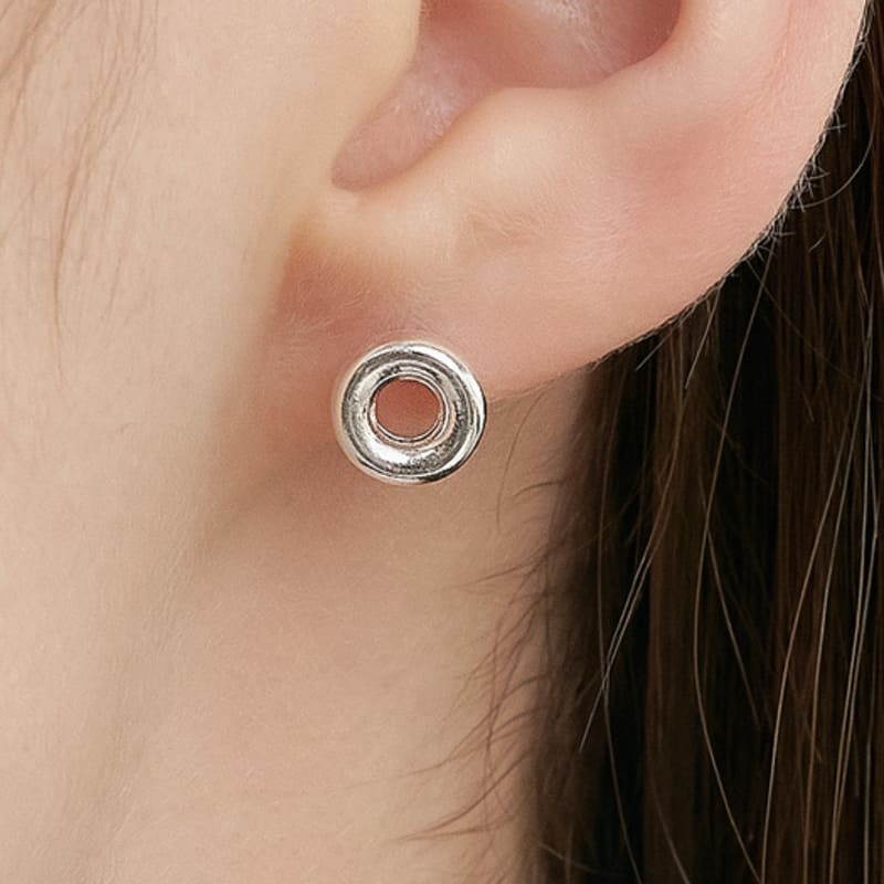 

UNI.J [Cotidiano]Circle Silver Earring Ie401 single