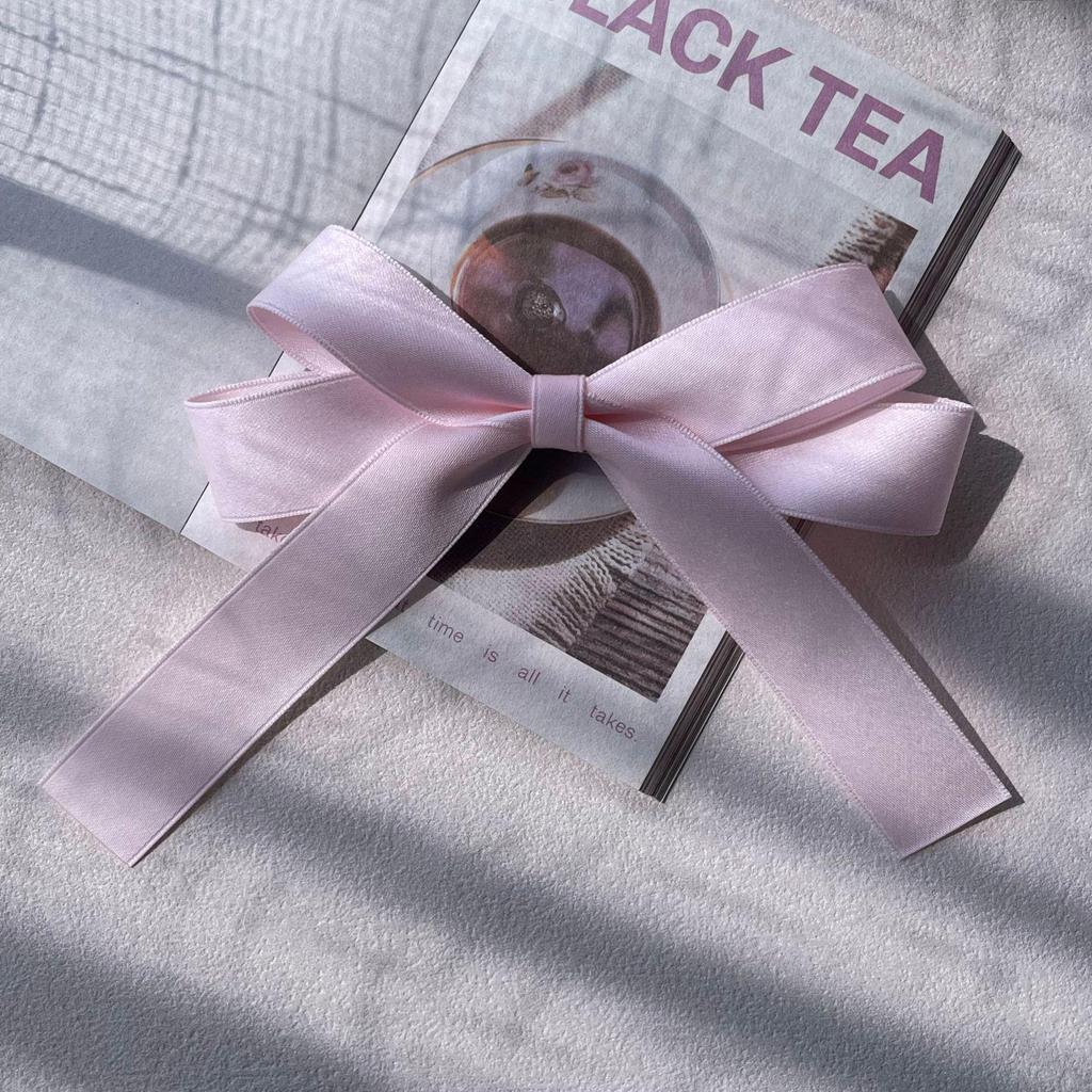 Sweet Pink Ballet Bow Brooch: Three-Dimensional, Age-Reducing Accessory for Girls