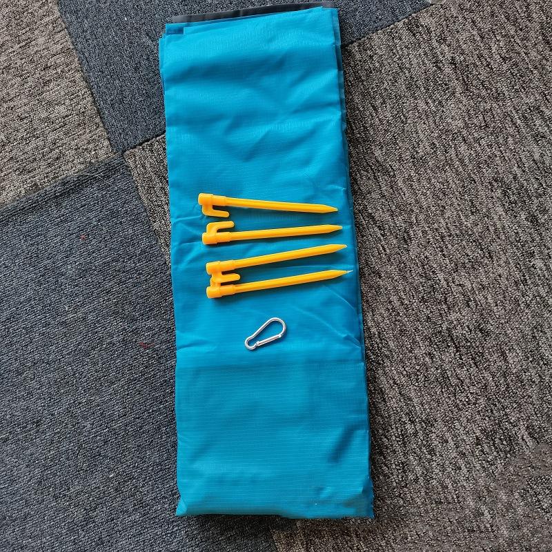 2x2.1m Waterproof Beach Blanket Outdoor Portable Picnic Mat Camping Ground Mat Mattress Camping Camping Bed Sleeping Pad New