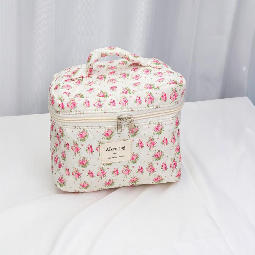 Floral Quilted Cotton Travel Makeup Bag Set – Portable, Large Capacity, 3-Piece