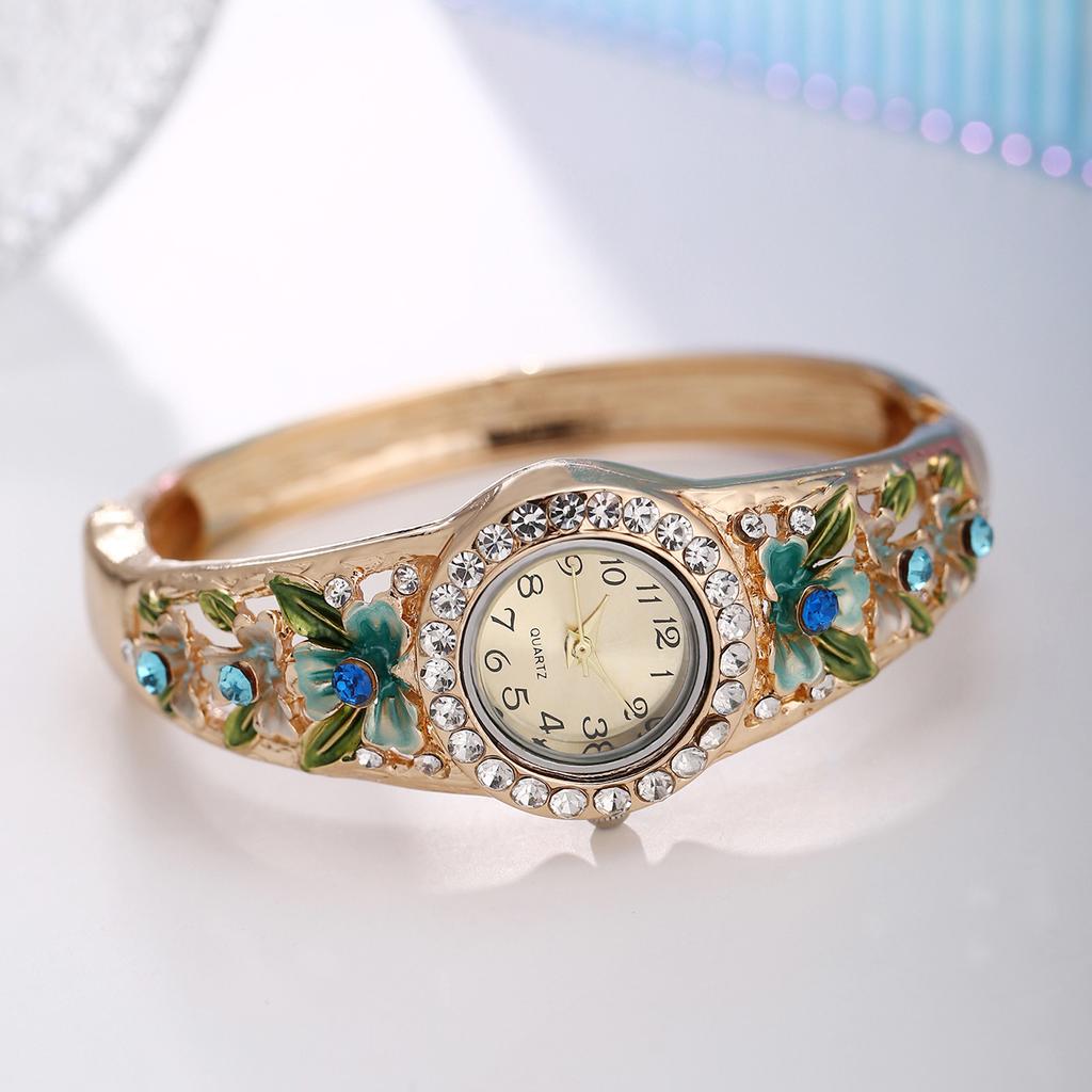 Watch Bangle Flower Rhinestone Womens Quartz Wristwatch