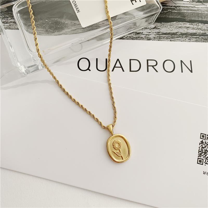 Retro Sunflower Oval Titanium Steel Necklace Clavicle Chain with 18K Gold Plating