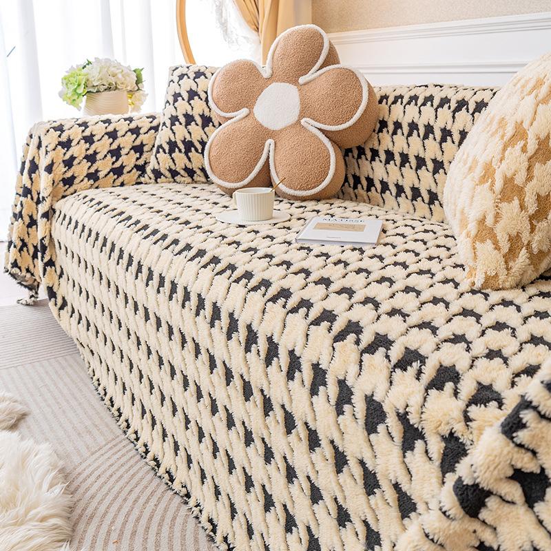 Affordable Luxury Style Plush Sofa Full Cover Cloth Non-Slip Universal Universal Sofa Cover Simple Style Sofa Towel High Sense