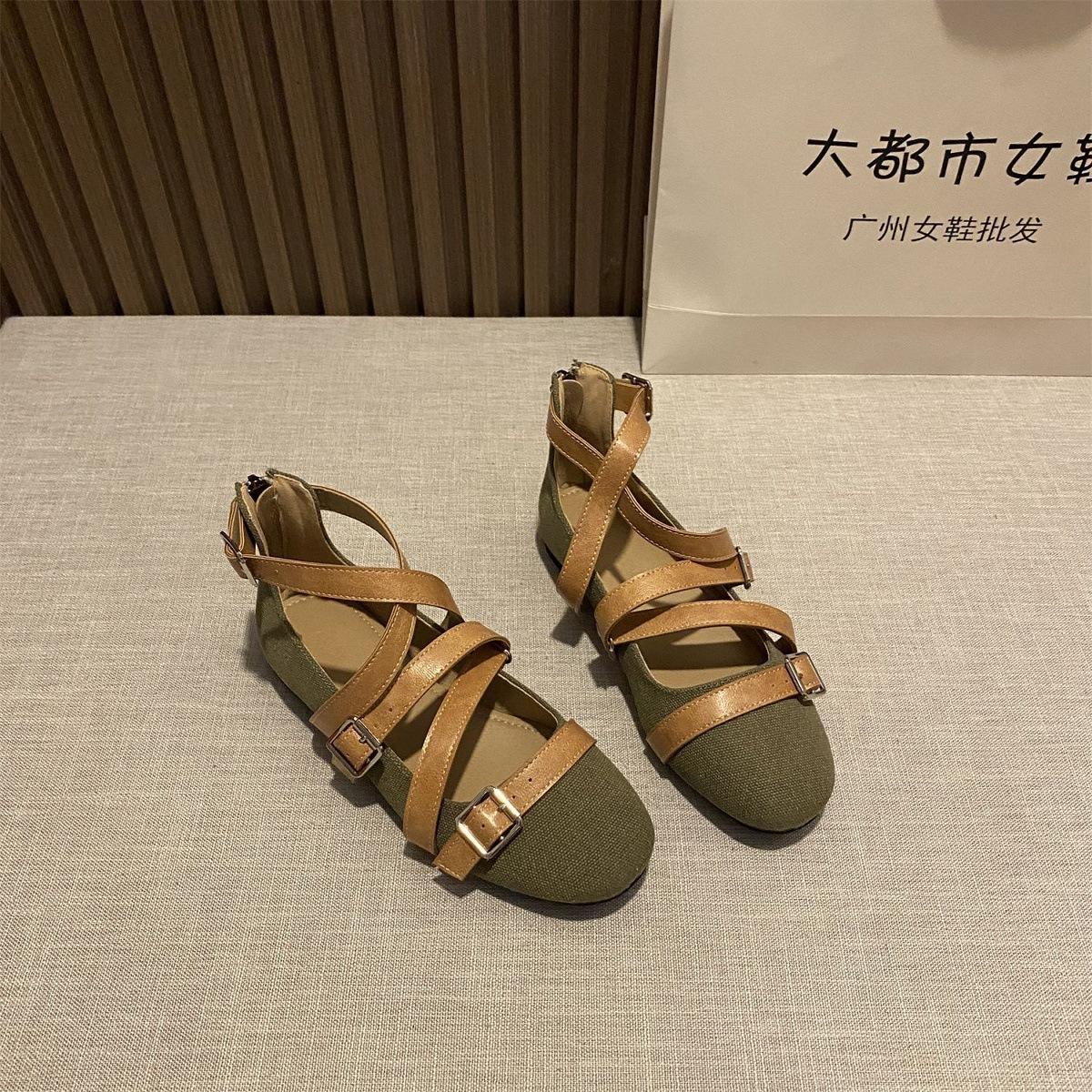 

Милый крутой ретро дизайн чувство круглая голова интернет-знаменитость одинарная обувь женская обувь 2025 новый ремешок с юбкой модные балетки 40 зелёный