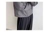 Black Autumn Baseball Jacket for College Men: Stylish Short American Ruffian Design with Shoulder Pads