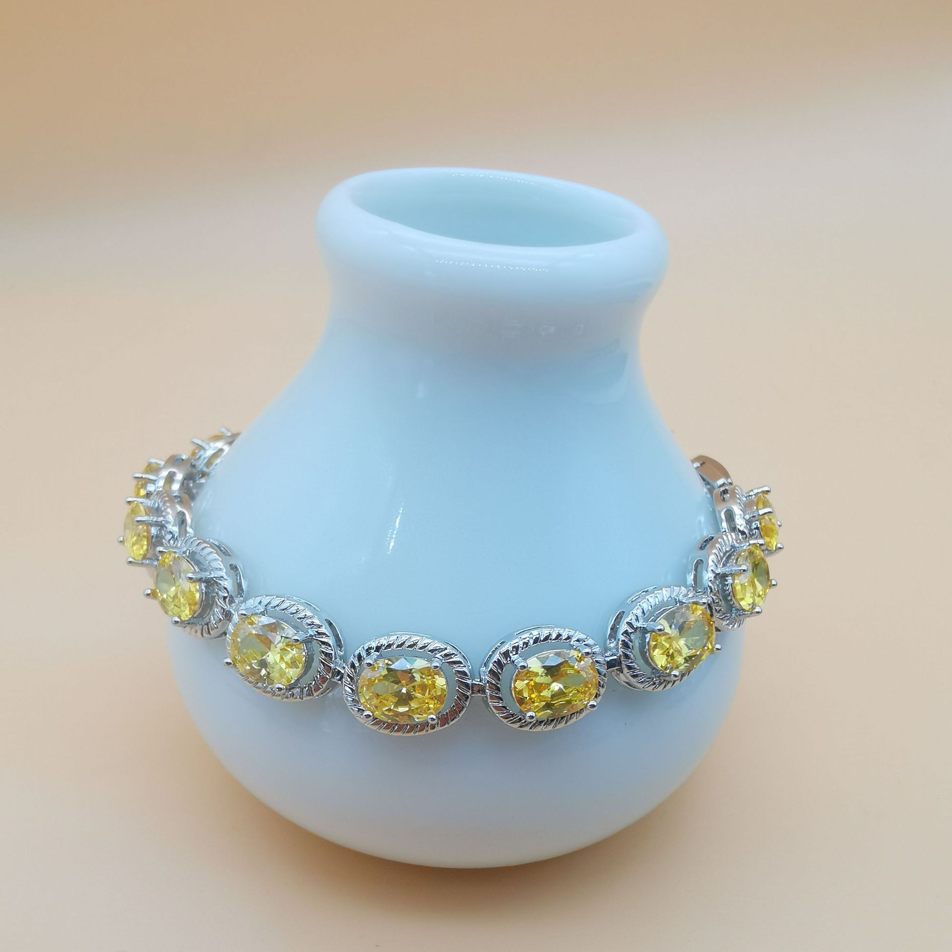 

Европейский и американский браслет Браслет с покрытием из настоящей платины и изысканным сверкающим цирконием Браслет