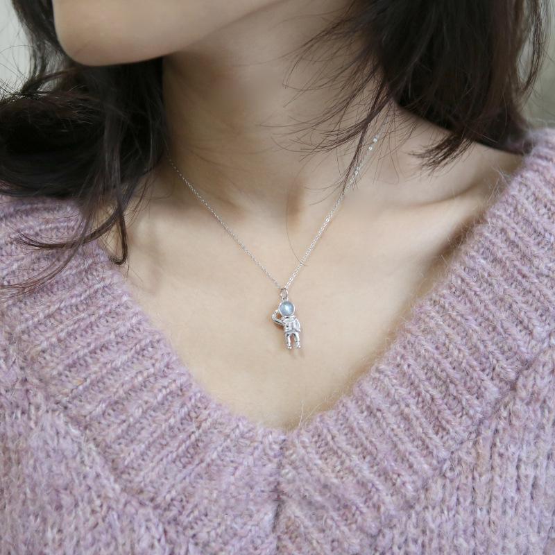 Kamień Księżycowy Astronauta Nowy Modny Naszyjnik Kreatywny Niszowy Design Łańcuszek na obojczyk Koreański Styl Damski