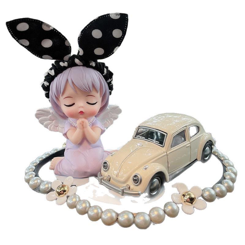 Chic In-Car Ornaments: Beautiful Aromatherapy Decorations