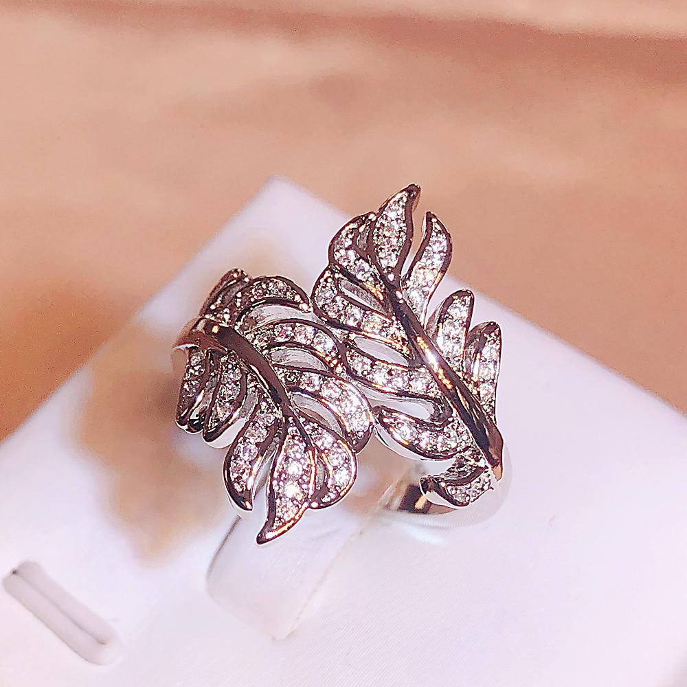 Graceful Leaves Both End of Open Ring Silver Color Girl Cocktail Party Rings Shine Crystal Zircon Fashion Women Jewelry Luxury Birthday Party Jewelry