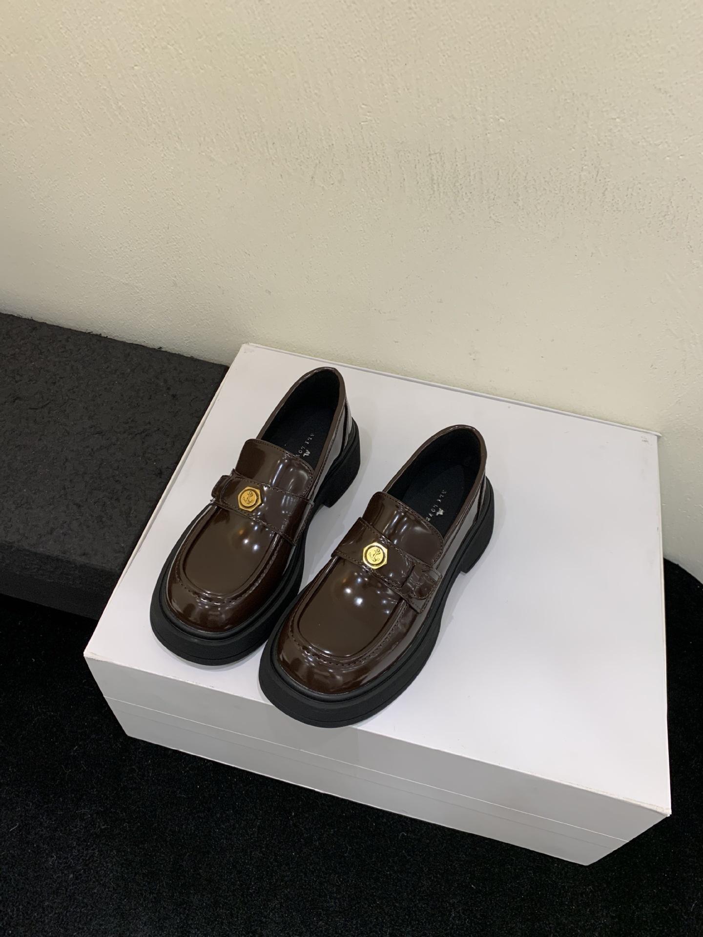 

Платформа французский стиль ретро коричневые маленькие кожаные туфли женская обувь 2025 осень новые лоферы 39 коричневый