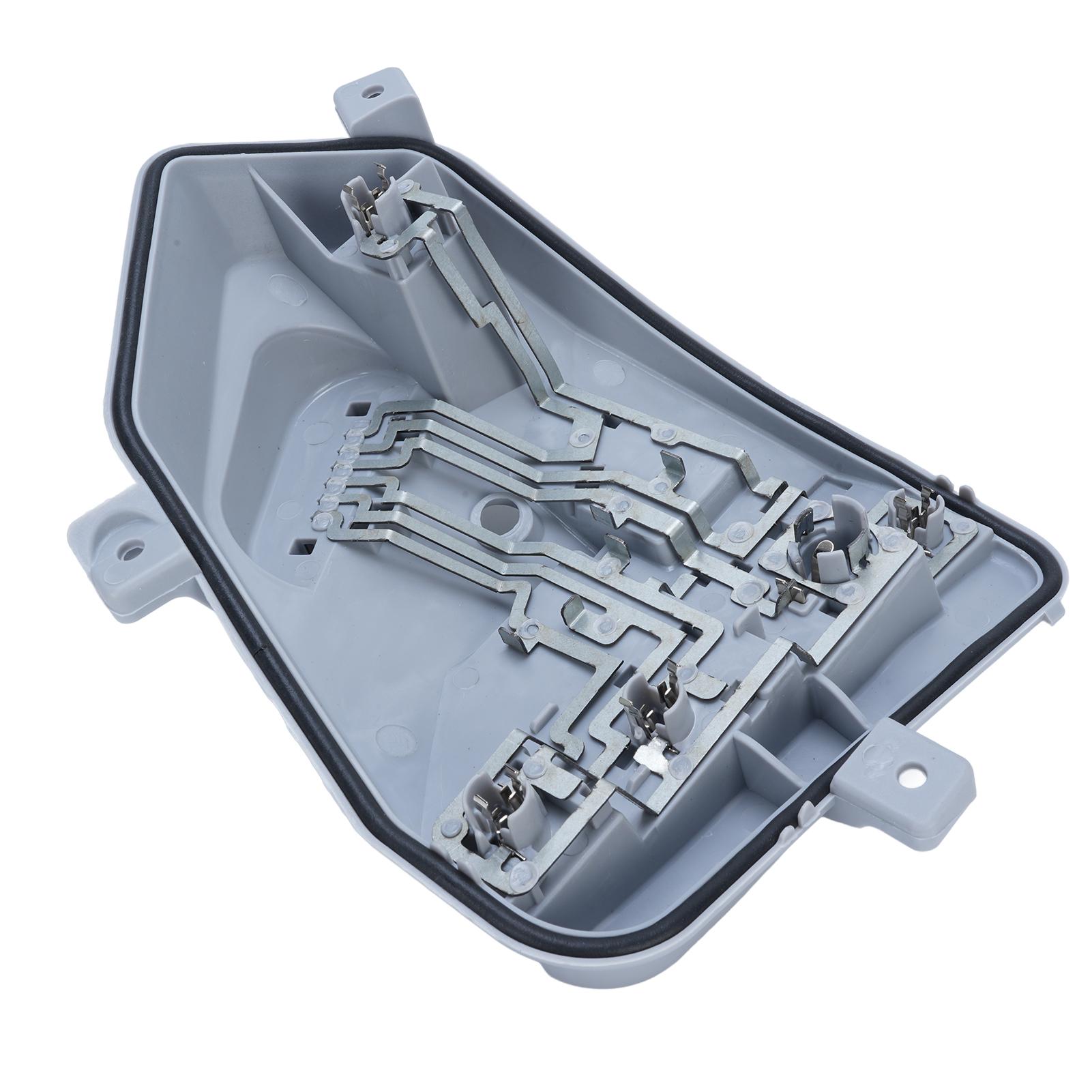 

Патрон для лампы заднего фонаря, держатель, кронштейн, точная посадка, держатель лампы заднего фонаря, замена для A-класса W176 A160 A180 A200 Right