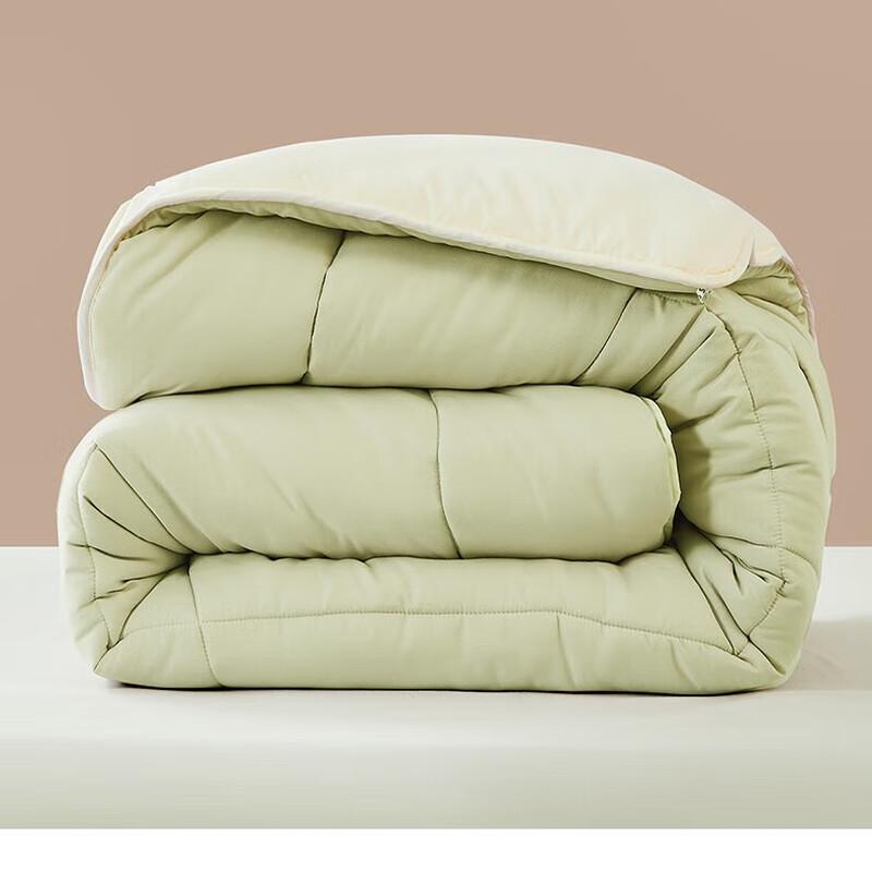 

Mercury Home Textiles Chris Winter Fiber Quilt