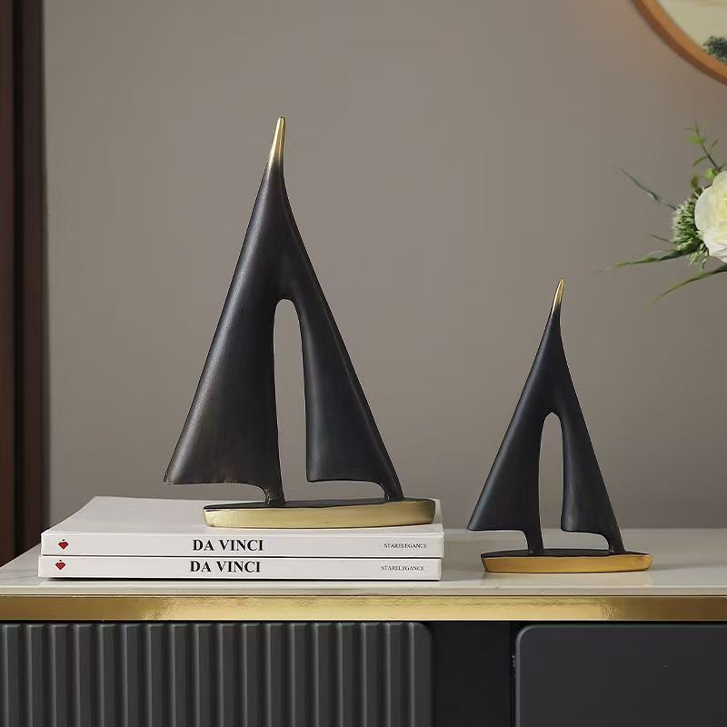 Creativity Smooth Sailing Sailboat Ferry Hollow Out Resin Golden Crafts Ornaments Modern Home Decoration Furnishings