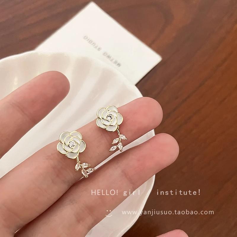 Koreanische Luxus-Perlenstecker - Retro & Schlichter Stil
