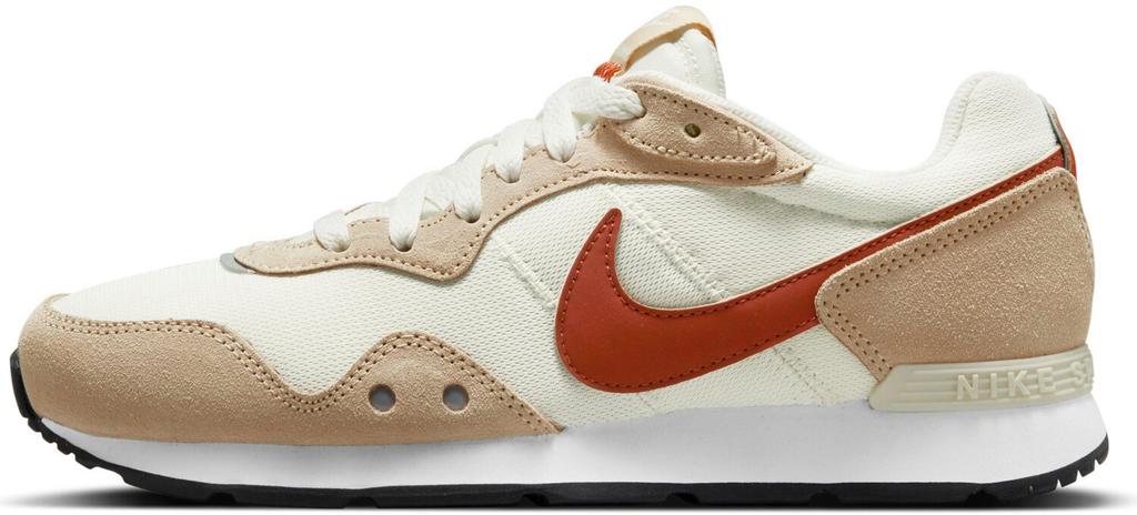 Кроссовки Nike Venture Runner Women