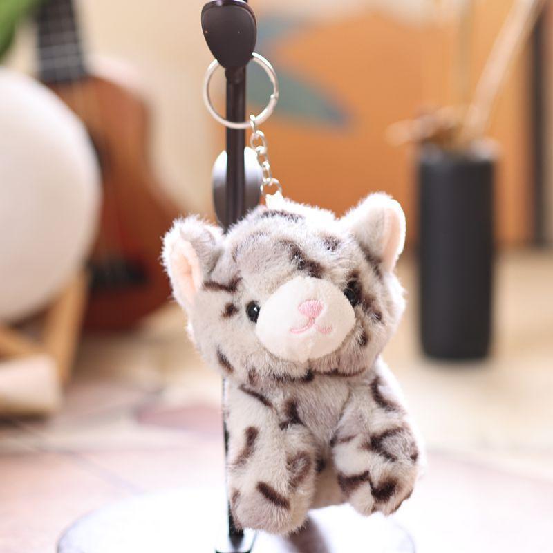 Plush Cat Keychain With Short Pile Fabric For Bag Decoration And Gift