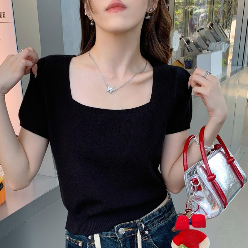 Lato Nowy Cienki T-shirt Dzianinowy z Krótkim Rękawem Kobiety Vintage Dopasowany Kwadratowy Dekolt Bazowy Damskie T-shirty Elegancki Jednolity Prosty Damski Odzież 26233
