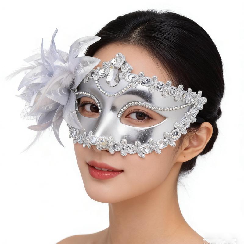 Women's Halloween Masquerade Ball Half-Face Mask for New Year's Eve - Adult Princess Style