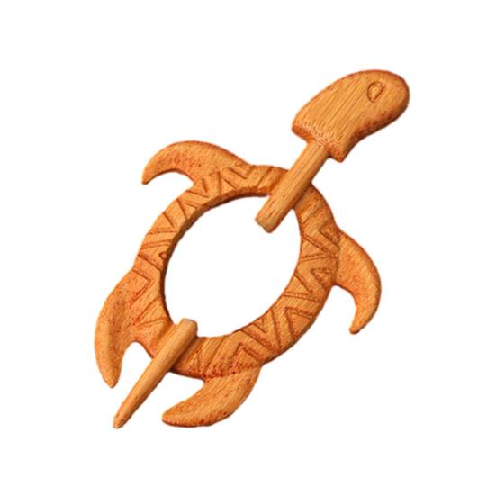 Wooden Animal Brooch Cute Dog Cat Sweater Pin Handcrafted Bird Rabbit Bear Turtle Scarf Brooch Pin for Sweaters Scarves Shawls