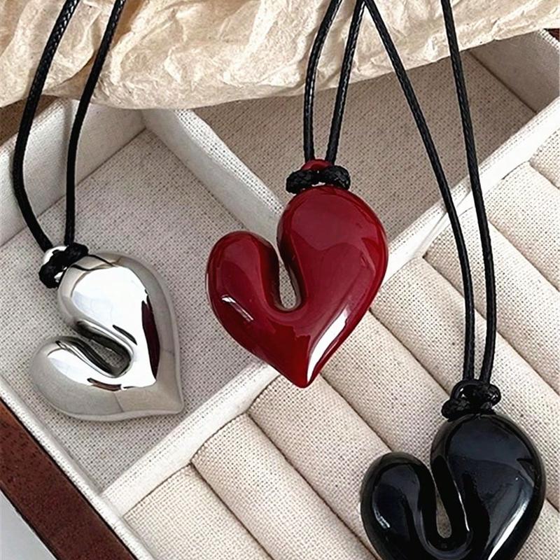 1 szt. Koreański styl Ins Długi naszyjnik z łańcuszkiem z pompowanym blokiem miłości, prosty i wszechstronny, wysokiej klasy naszyjnik z wisiorkiem w kształcie serca dla kobiet
