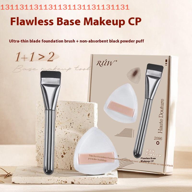 Lekki aplikator do płynnego makijażu ze zintegrowaną gąbeczką Akcesorium do narzędzi do makijażu Płaski pędzel do podkładu