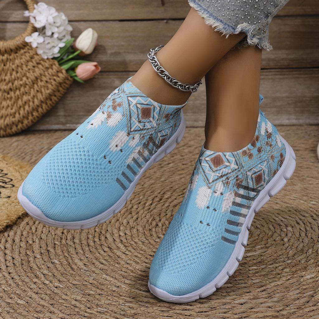 2025 autumn new foreign trade large size women's shoes breathable fly-woven shoes round head European and American casual fashion single shoes women