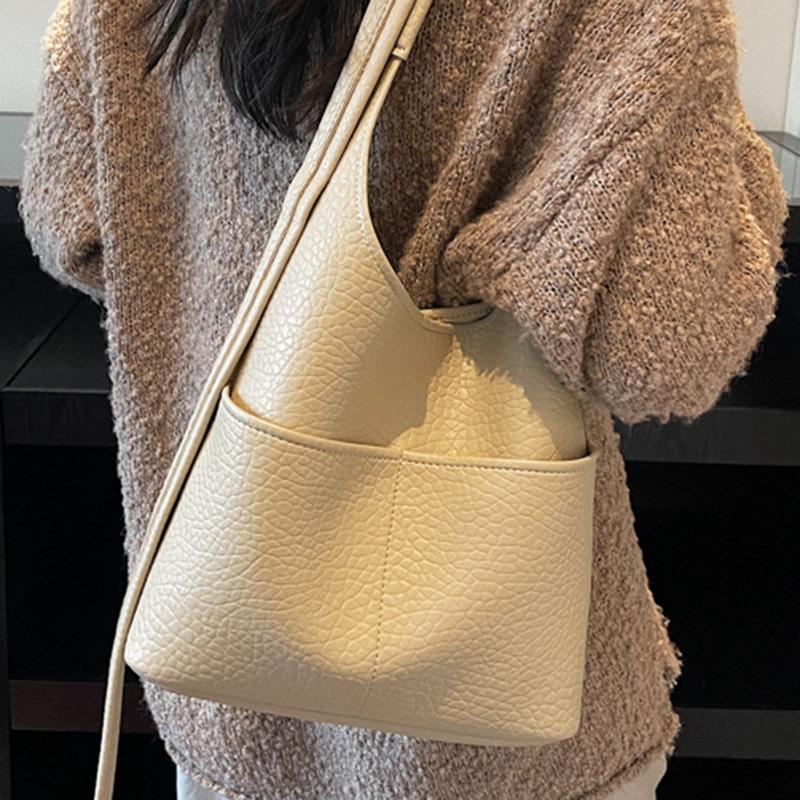 Autumn new product classic fashion niche style soft leather shoulder large capacity bag women's bucket bag crossbody texture commuting