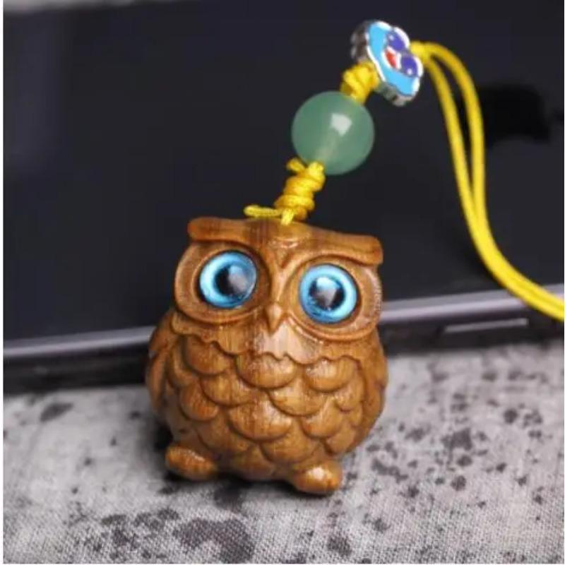 Vintage Owl Hanging Decoration Green Sandalwood Mobile Keychain Pendant Statue Courtyard Balcony Wind Chime Home Deco