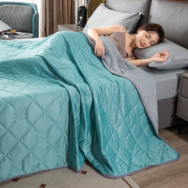 Ice Cream Summer Cool Quilt Class A Machine Washable Air Conditioning Quilt Cool Silk Single Double Summer Quilt