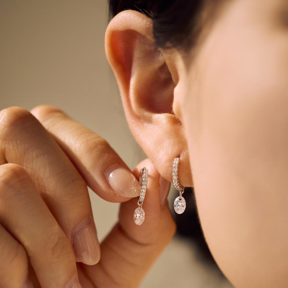 Japanische & Koreanische S925 Sterling Silber Geometrische Zirkon Ohrstecker für Damen - Elegantes, Vielseitiges, Leichter Luxus Modeaccessoire