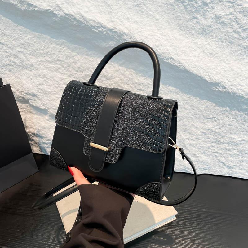 

Women s bag new fashion handbag summer high-end atmosphere shoulder bag texture niche messenger bag чёрный