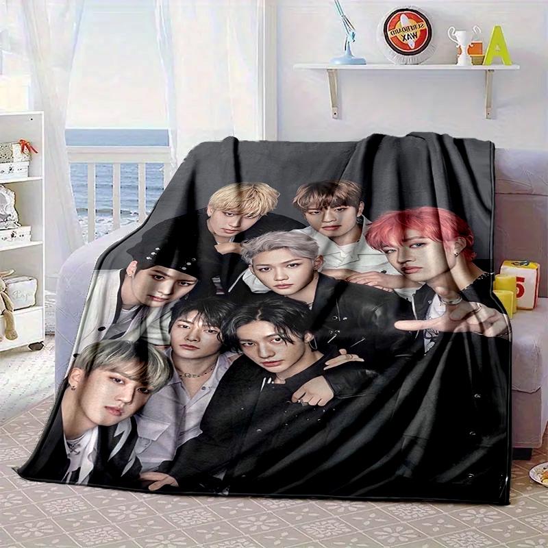 K-pop Group Poses Blanket Flannel Blanket for bed, sofa, Camping, Hiking, Picnic Essentials, gift for family Fan gifts