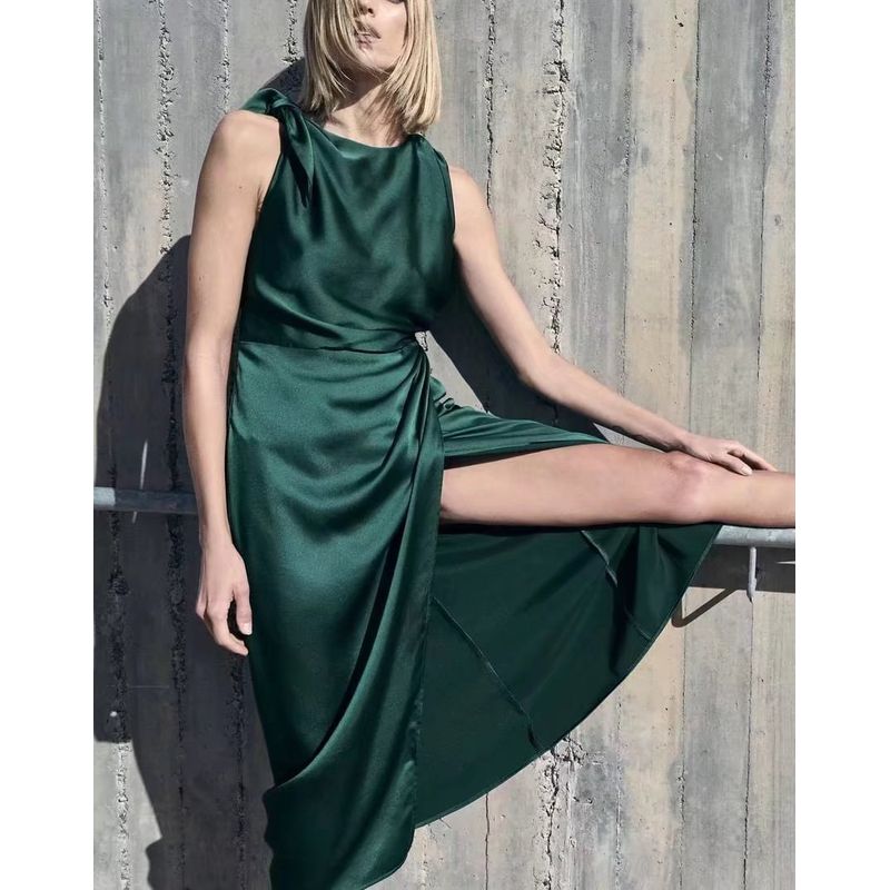 Sleeveless Split Silk Satin Textured Dress with Pleats
