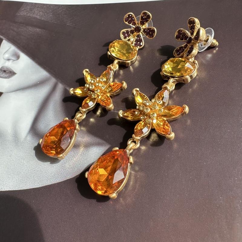 Modeschmuck Neue Elegante Blume Kristall Facettiertes Glas Tropfen Hängende Ohrringe für Damen, Perfektes Party-Accessoire