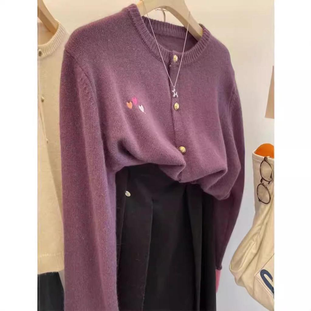 2024 Heart Embroidered Color Block Wool Cardigan: Stylish, Soft & Versatile Design