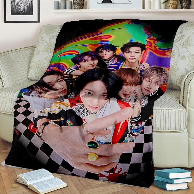 3D Kpop Stray Kids Korea Singer Blanket,Soft Throw Blanket for Home Bedroom Bed Sofa Picnic Travel Office Rest Cover Blanket Kid