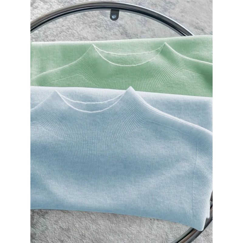 Soft and Gentle Knitted Sweater for Women, Mid-Neck Pullover, Thin Base Layer for Spring and Autumn, Half-High Collar, Age-Reducing Top