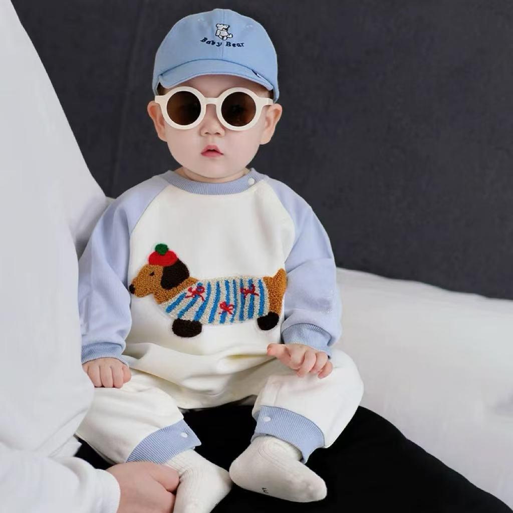 

Pure Cotton Tagless Baby Rompers - Adorable Spring Style for Boys & Girls, Perfect for Outings and Crawling. Size 73