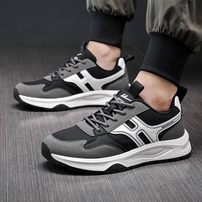 

Huili Men s Thick-soled Casual Sneakers 42